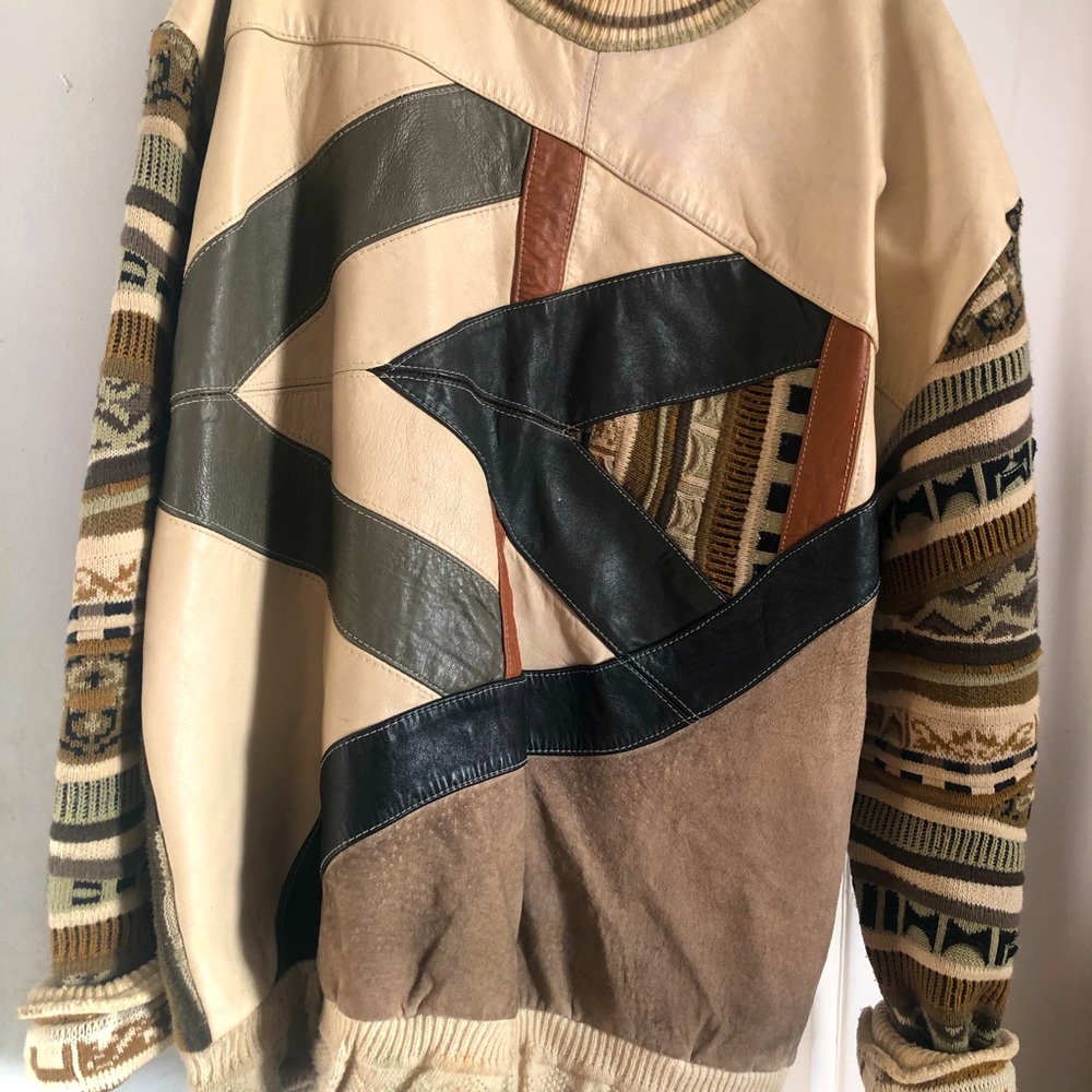 Vintage Saxony Sweater with Genuine Leather and Suede. Size Large
